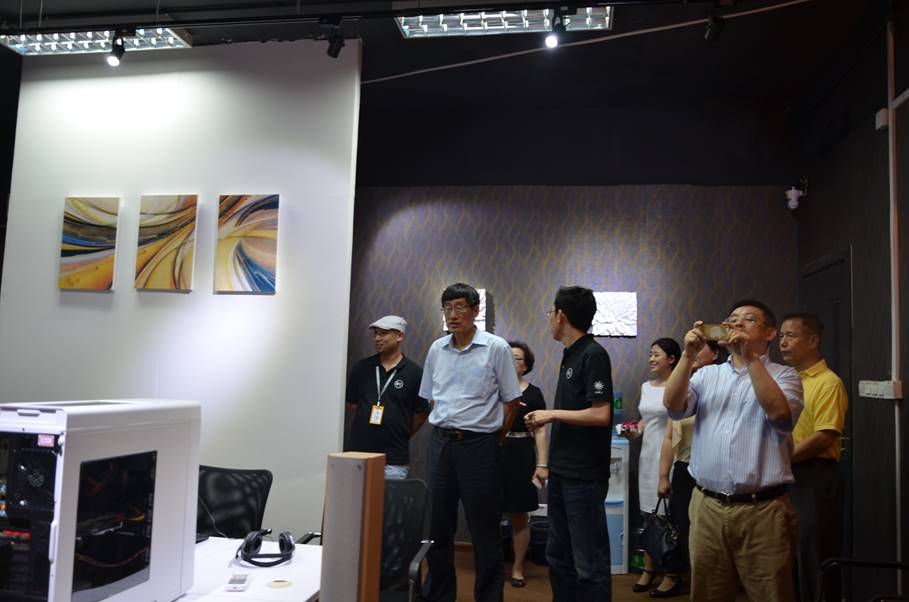 “东海创意园”实训基地走访.jpg
