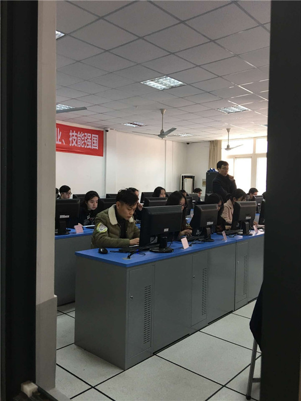 QQ图片20170325213524.jpg