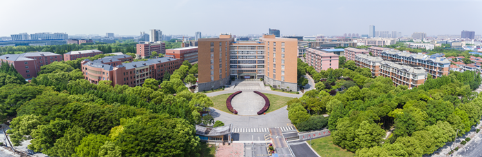 校园全景.png
