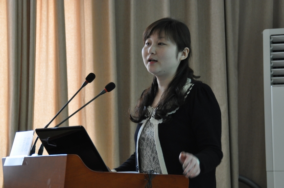 8.数字传媒系关艳丽老师主持主题班会.JPG