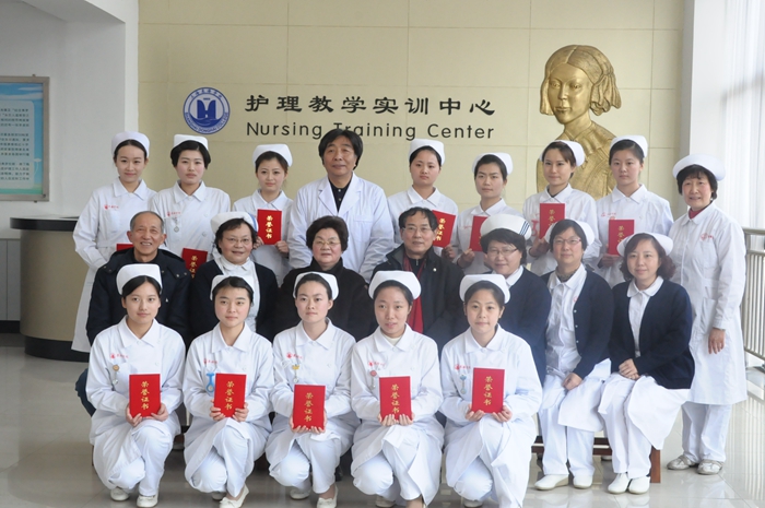 师生共荣.JPG