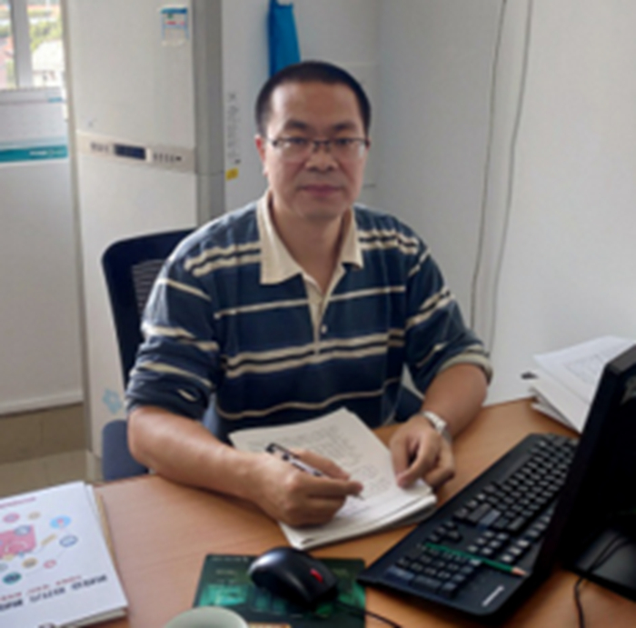 高职专业带头人：崔红军.jpg